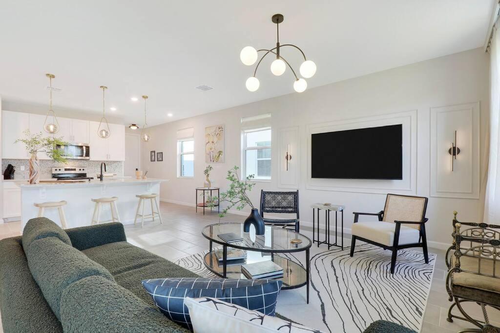 Luxury Retreat: Soulful Design. Pet Friendly 3/2.5 Townhome Jensen Beach Esterno foto